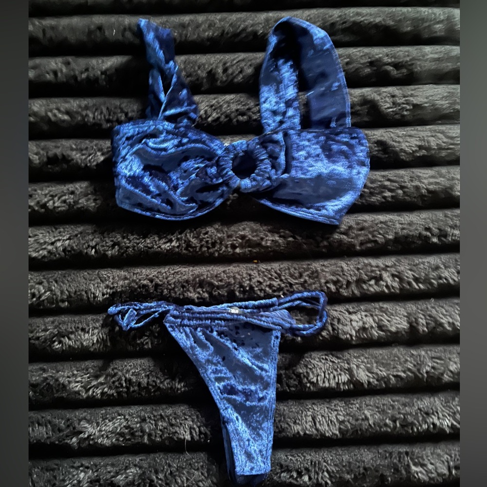 Icon swim 2-piece bikini